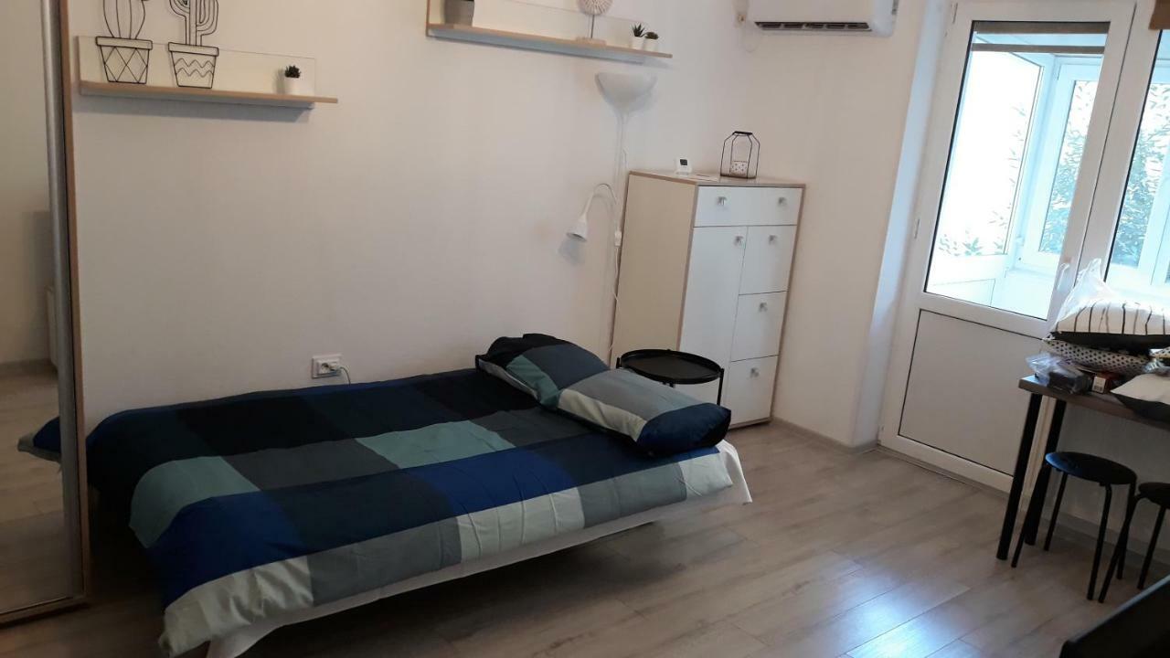 פיטסטי Cozy Place 47-Self Check In & Out-Hbo Max מראה חיצוני תמונה